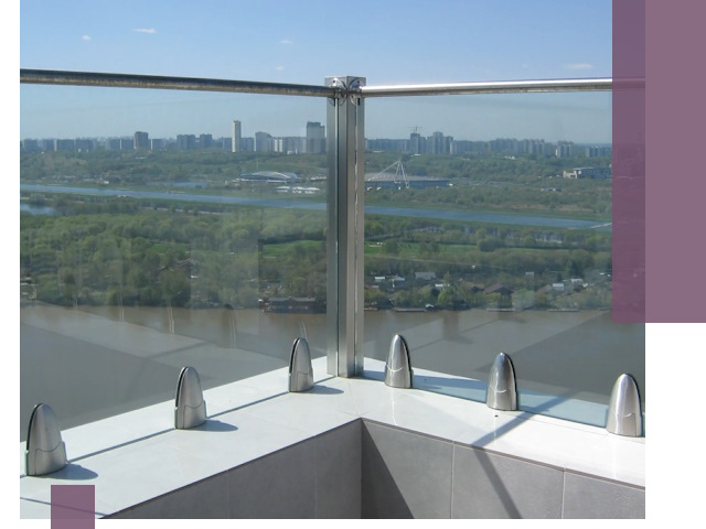 Стеклянные парапеты премиум класса в Кисловодске для домов и бизнесов